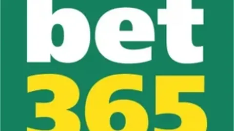 申京对范弗裏特表现不满，重申对其信任及丰富经验的重视。